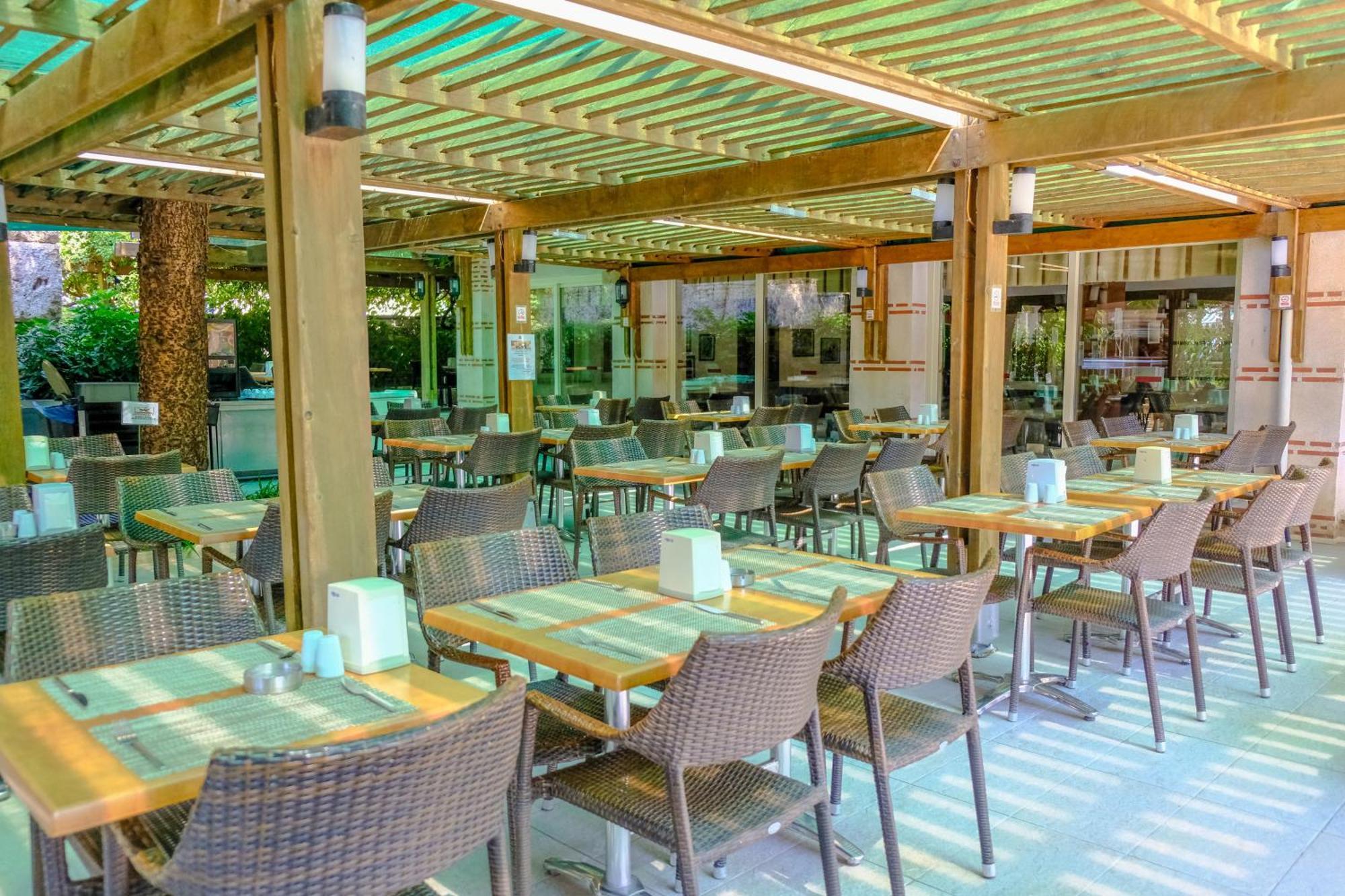 Trendy Side Beach Adults Only Exterior photo