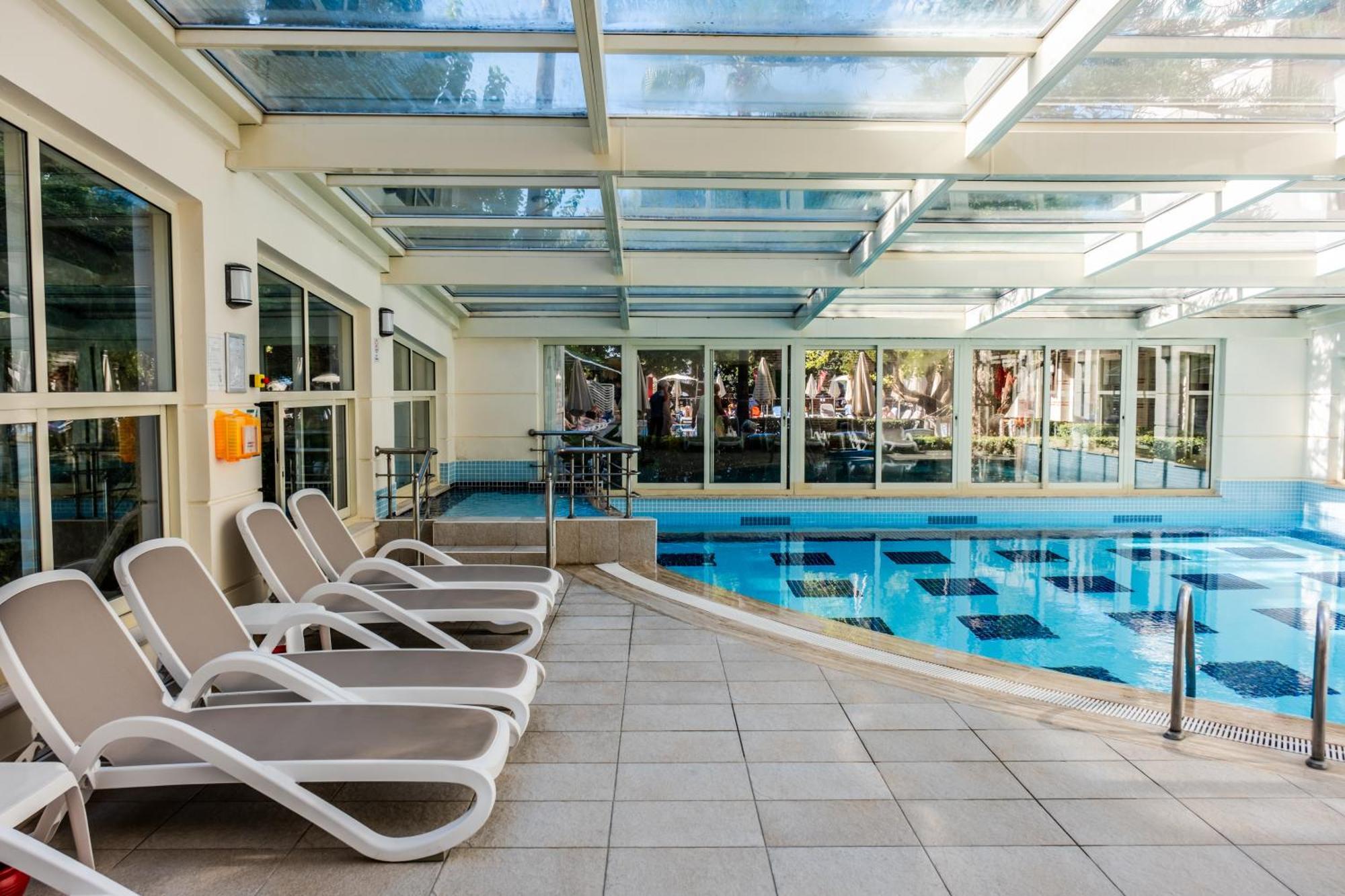 Trendy Side Beach Adults Only Exterior photo